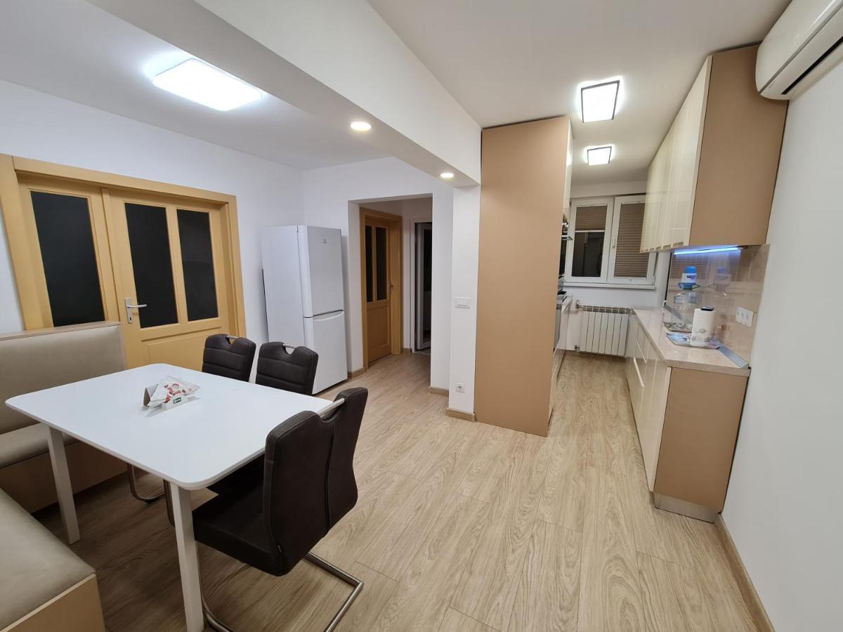 Luxury Panoramic Apartment Oradea Exterior foto